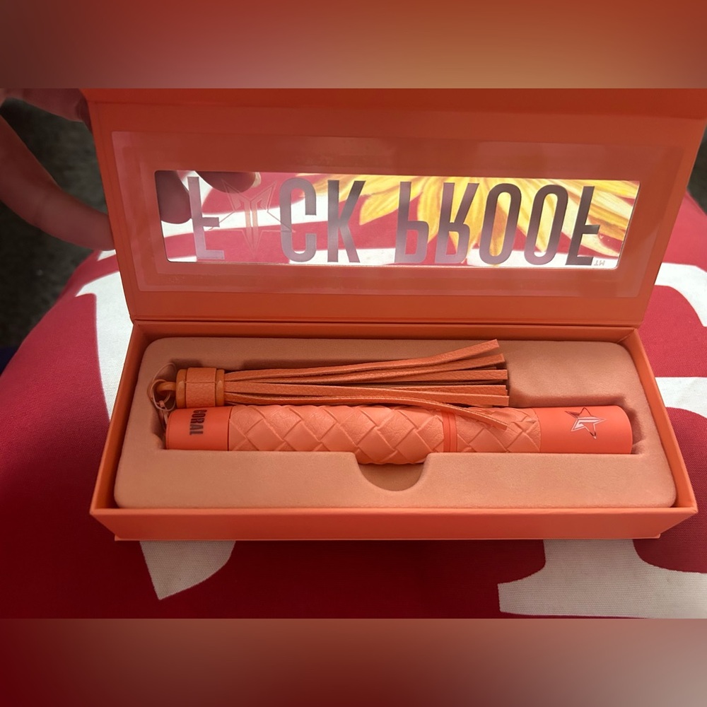 Jeffree Star Coral Mascara - Picture 4 of 6